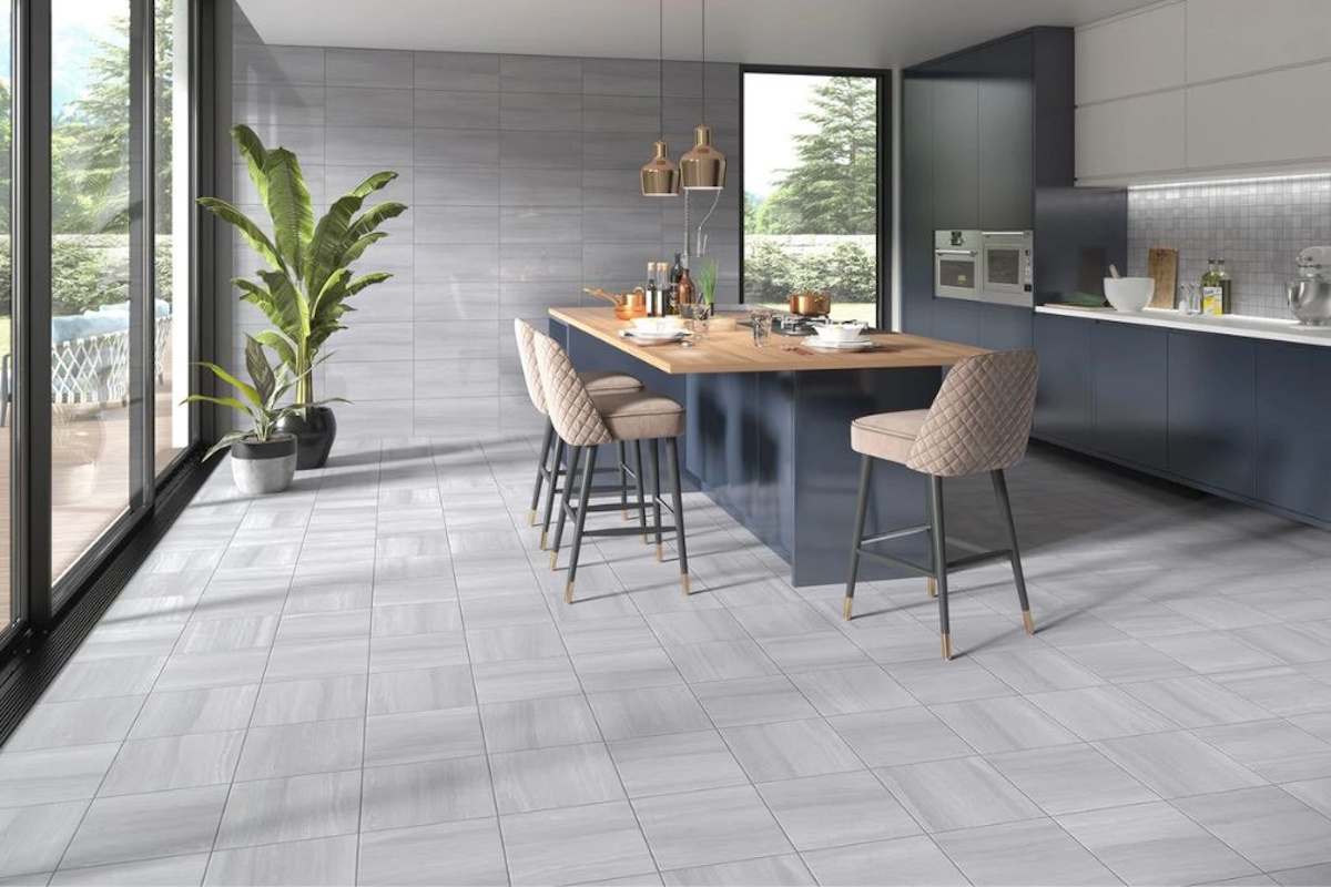 Pavimento de madera instalado tras reformas de suelos Cunit